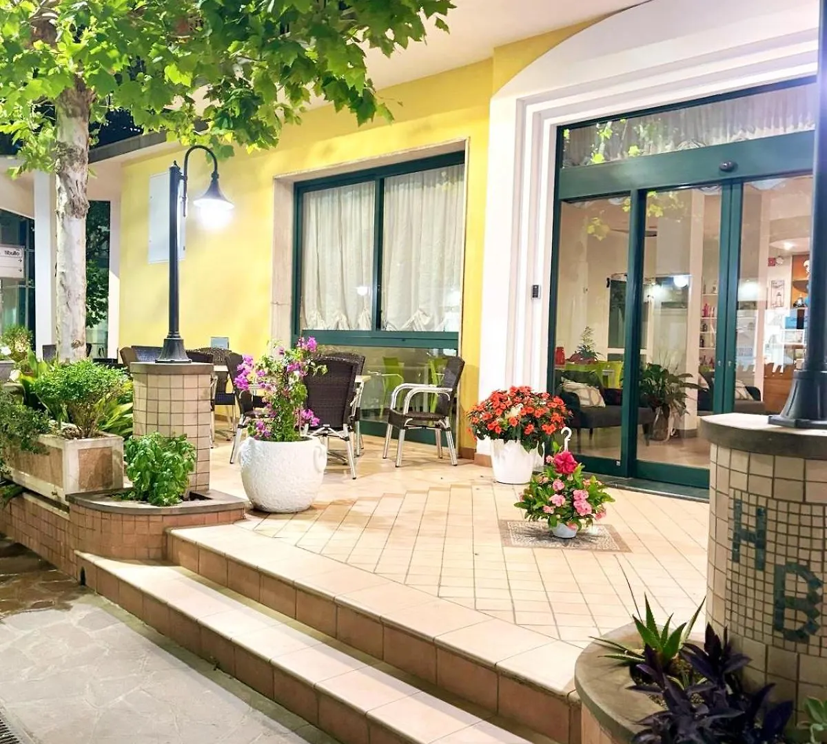 Azzurro Beach Hotel Igea Marina Bellaria-Igea Marina 3*,